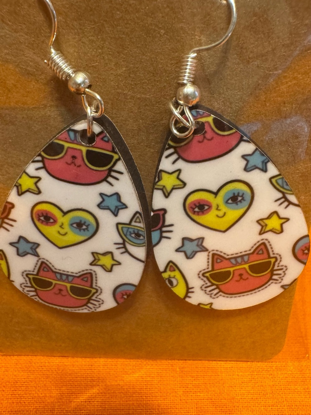 Kids Cat & Hearts Teardrop Earrings - White with Pink & Yellow